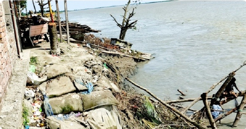মেঘনায় বিলিনের পথে আলতাফ মাস্টার ঘাট