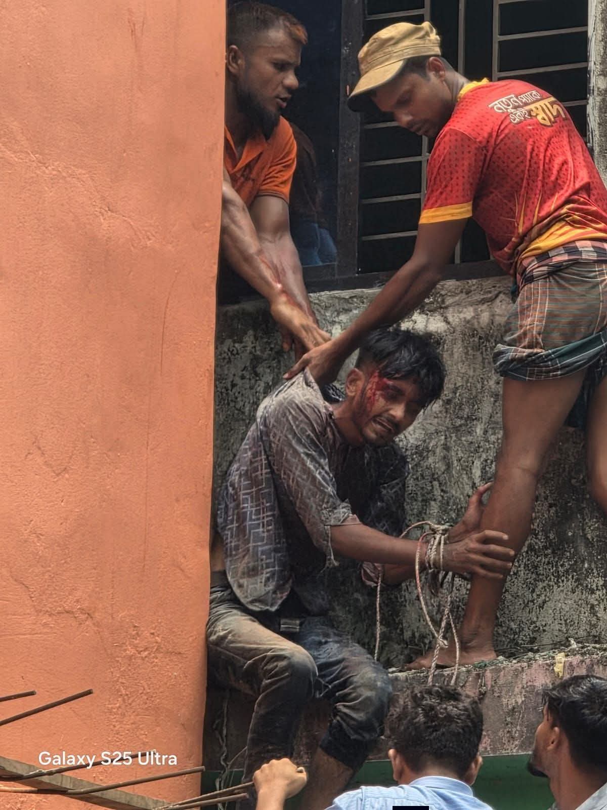 গনপিটুনিতে ঘাতক সনাতনী অন্তর মজুমদার নিহত